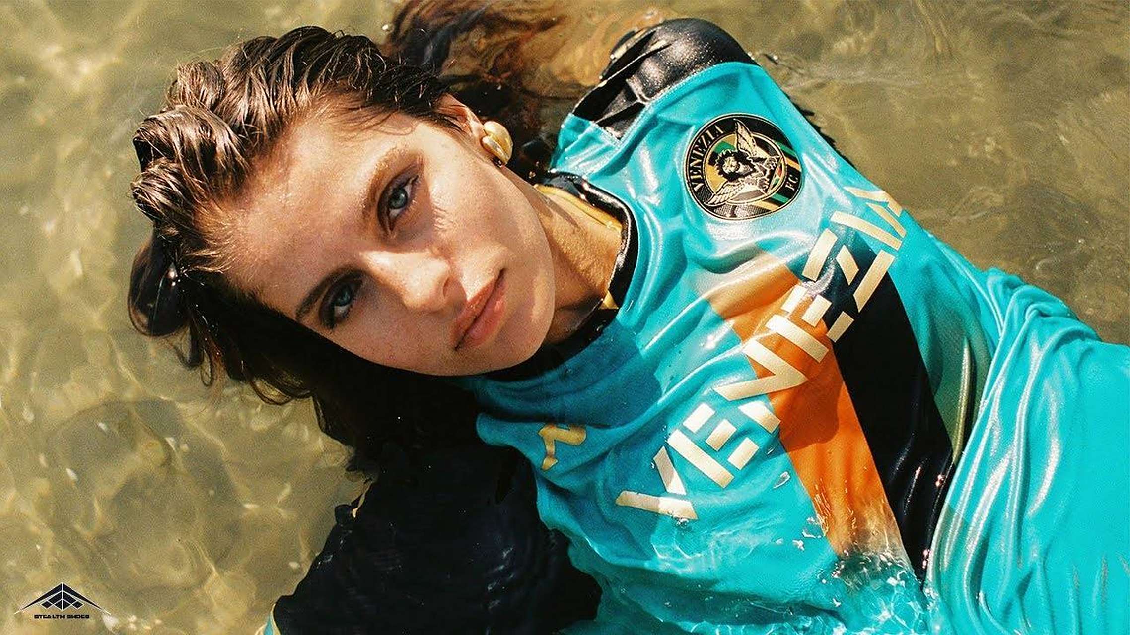 包含Rookie在美国队比赛中最后时刻胜出,领先优势明显引发热议!引发球迷热议的词条 包含Rookie在美国队比赛中最后时刻胜出,领先优势明显引发热议!引发球迷热议的词条