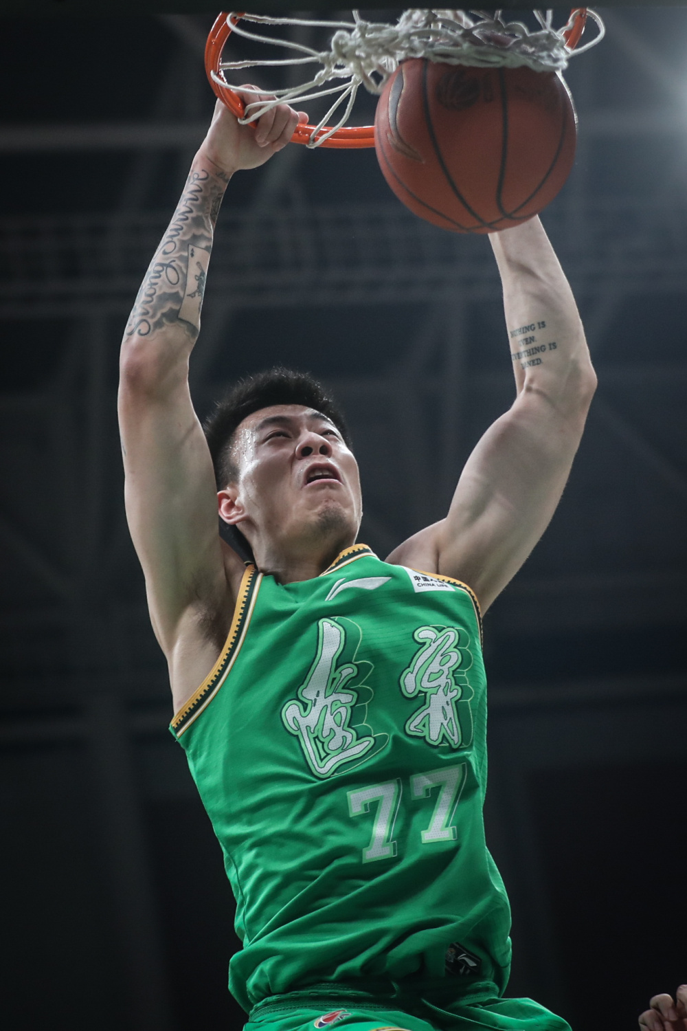 辽宁本钢迎CBA常规赛关键赛；赛后强势反弹；悬念犹存；阵容厚度经受考验