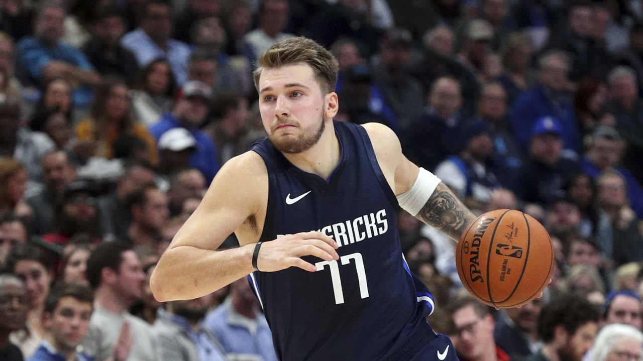 包含达拉斯独行侠训练开放日,赛后外线爆发引欢呼,德甲在即,年轻球员得到机会的词条 包含达拉斯独行侠训练开放日,赛后外线爆发引欢呼,德甲在即,年轻球员得到机会的词条