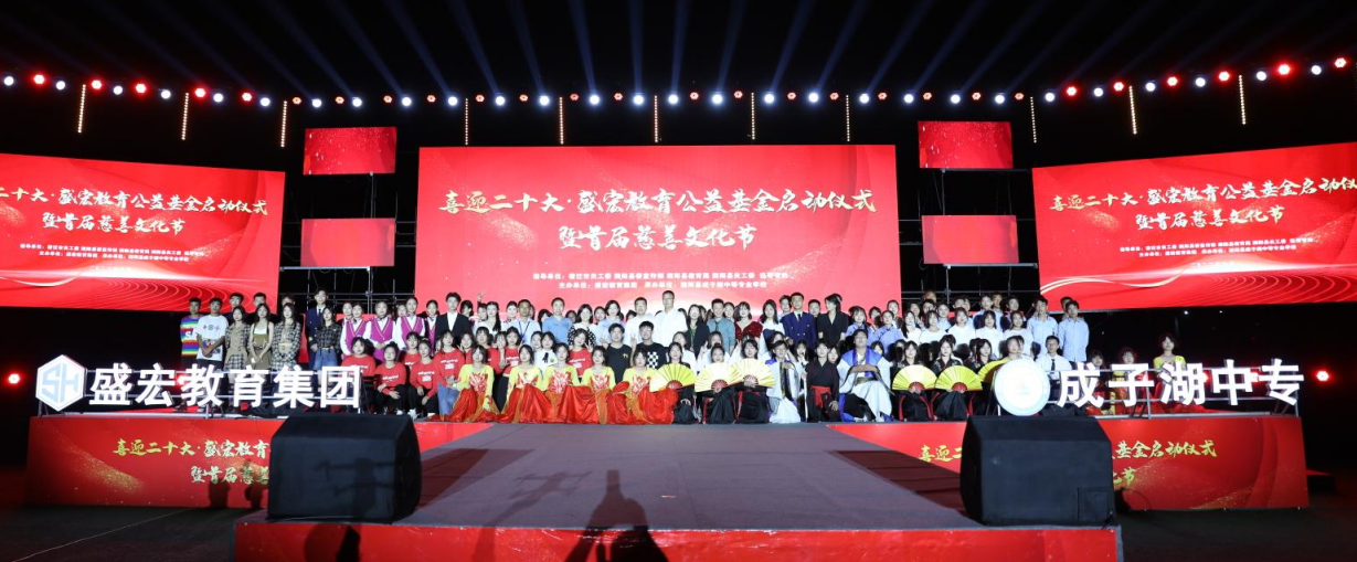 包含皇家社会赛后内部沟通；志在社区盾名次提升；话题不断；球队文化再被提及的词条